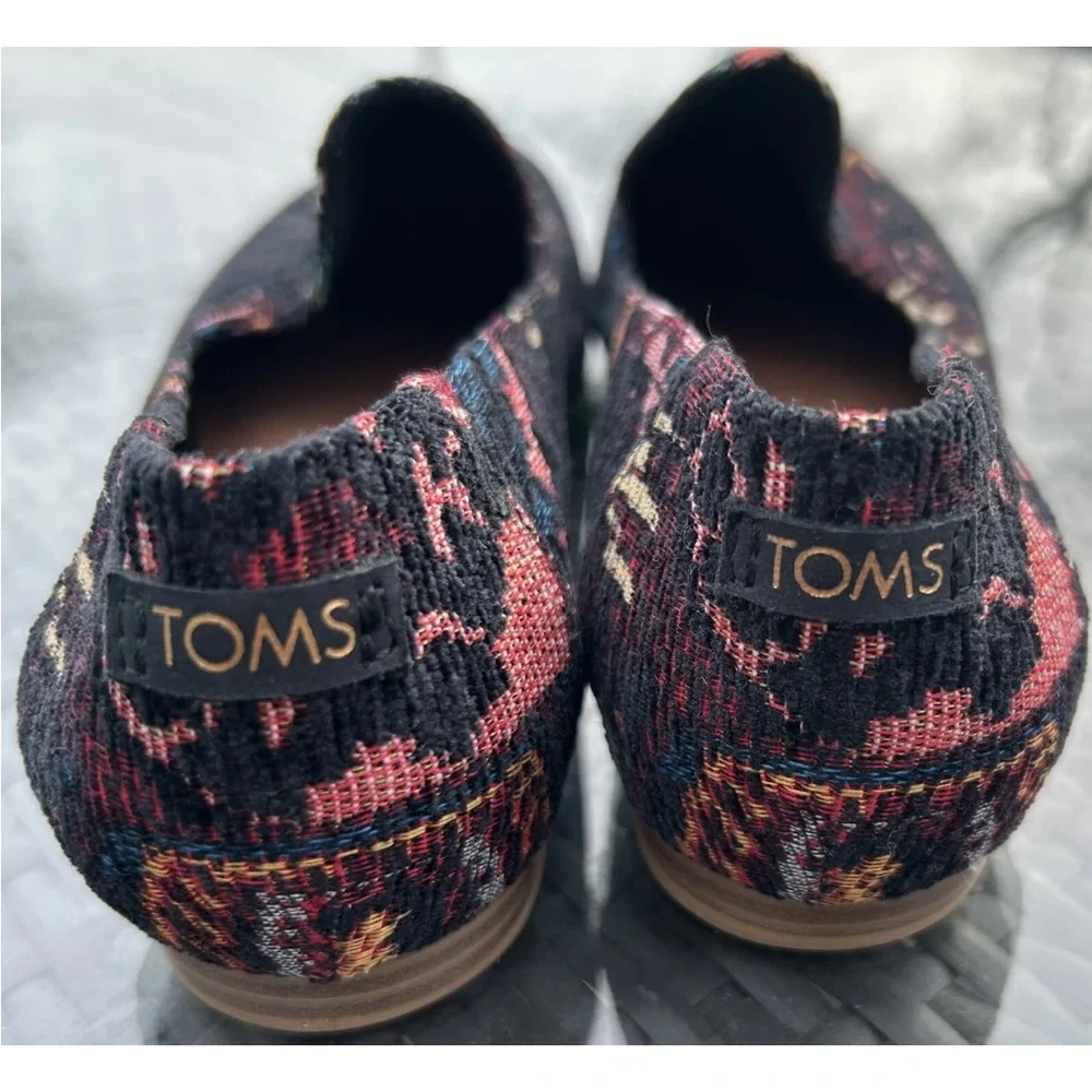 TOMS Darcy Women's Multicolor Patterned Loafers